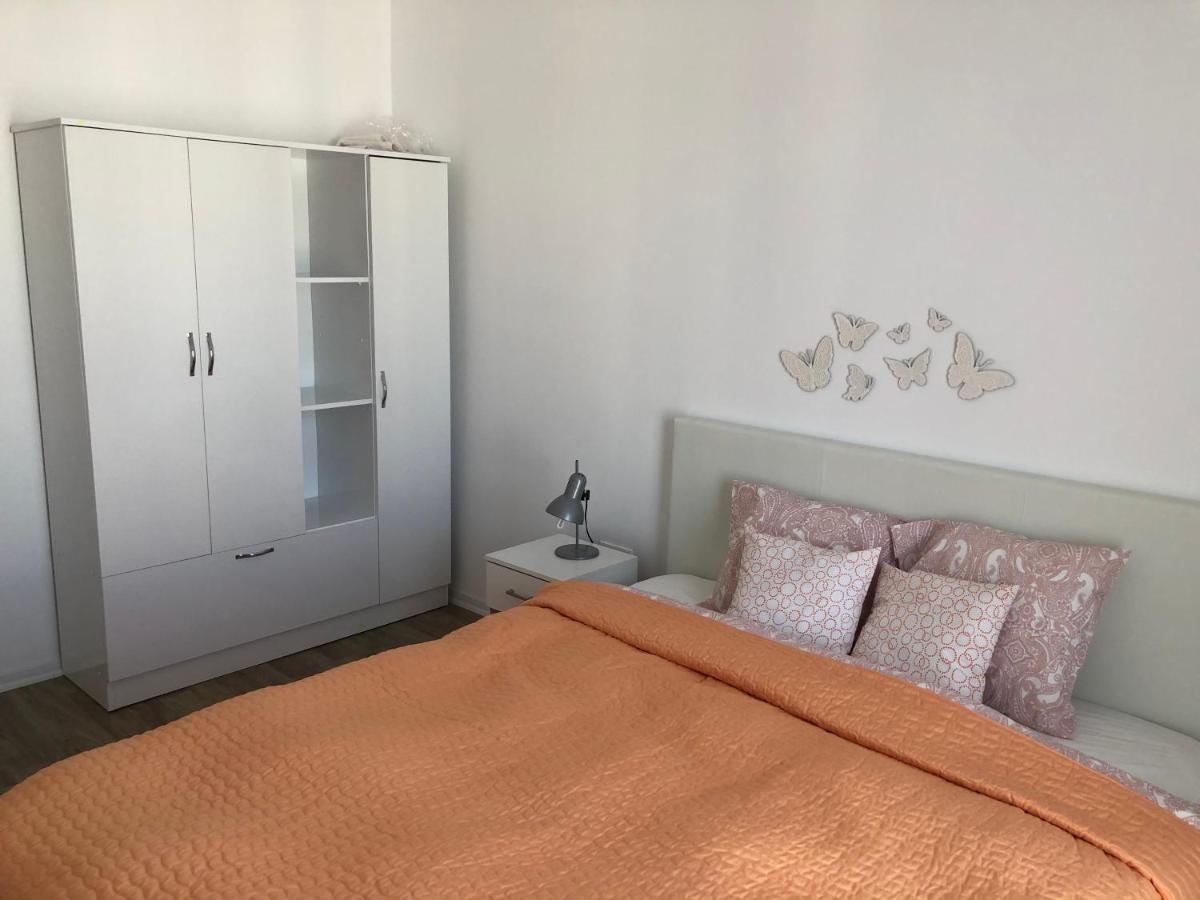 Dora High Life - North Apartment Stefanestii de Jos Luaran gambar