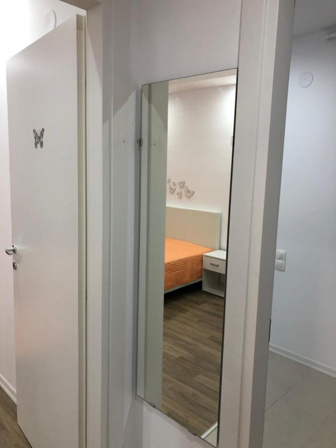 Dora High Life - North Apartment Stefanestii de Jos Luaran gambar